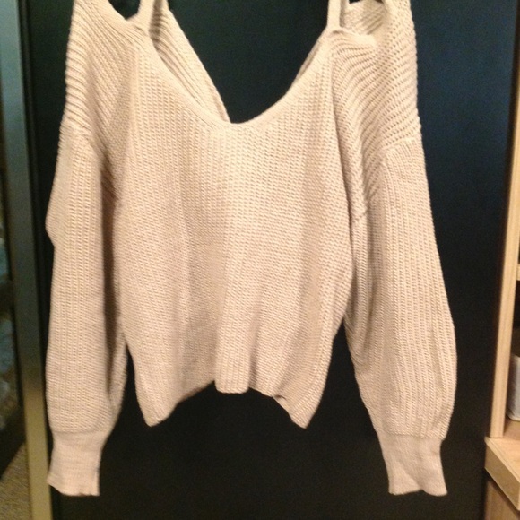 Blush knit sweater with twist back or front - Picture 3 of 6
